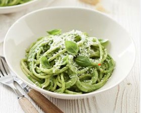 spaghetti in green sauce