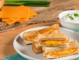 grilled cheese with sour cream/